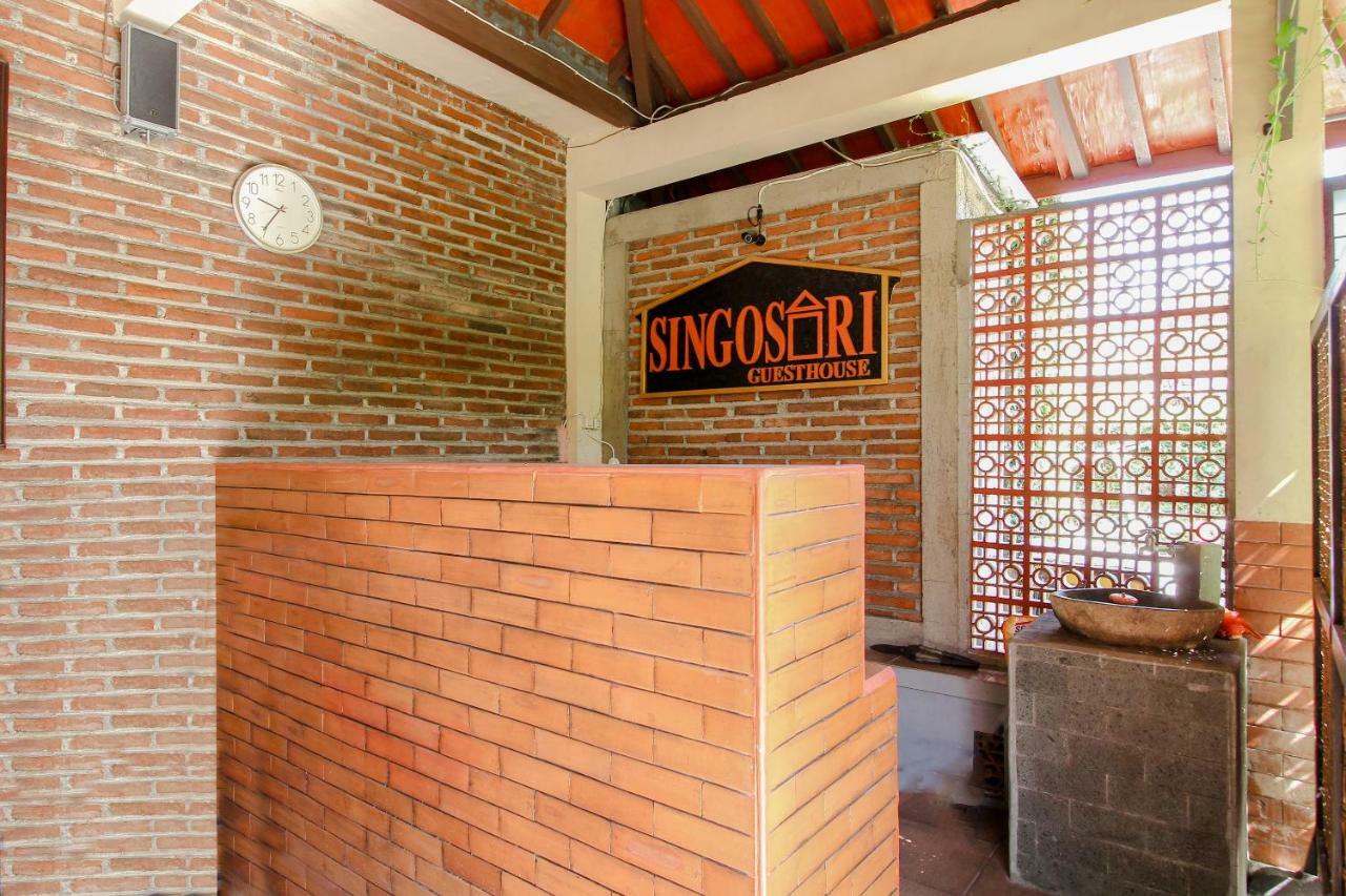 Oyo 1361 Singosari Family Residence Banyuwangi  Exterior foto